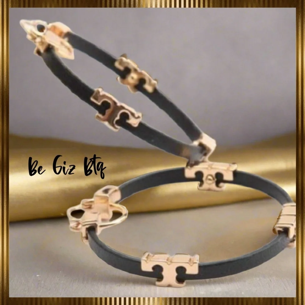 🆕 Authentic Tory Burch Gold Black Serif T & Leather Hoop Earrings - Picture 2 of 7